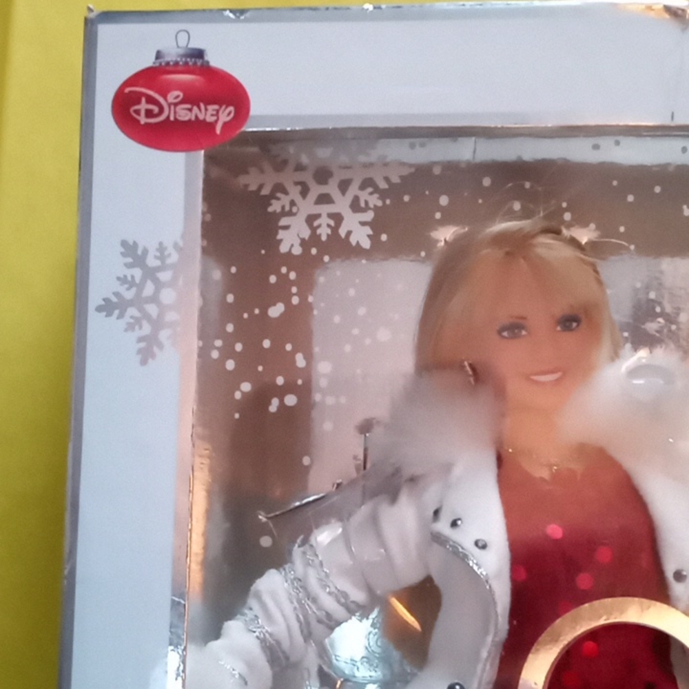 Hannah Montana 2008 Holiday Pop Star ⭐✨⭐ - Picture 4 of 12